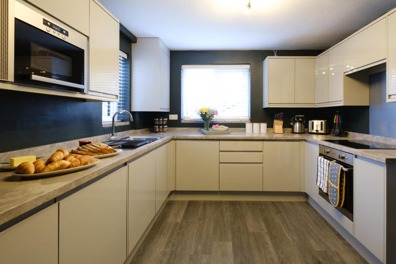 Rockside - Luxury 1 Bedroom Home With Hot Tub, Central Location, Parking And Pet Friendly 윈더미어 외부 사진