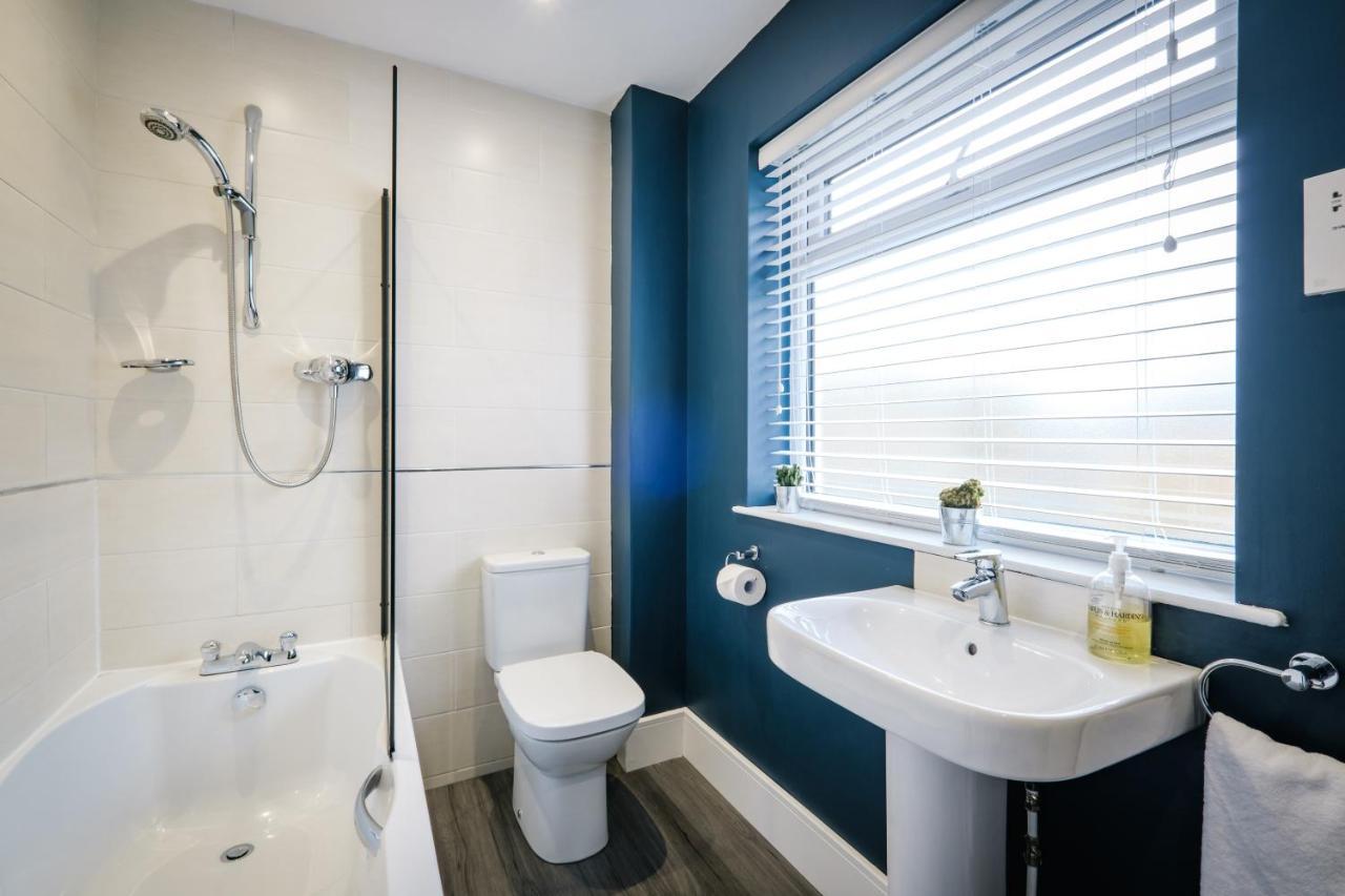 Rockside - Luxury 1 Bedroom Home With Hot Tub, Central Location, Parking And Pet Friendly 윈더미어 외부 사진