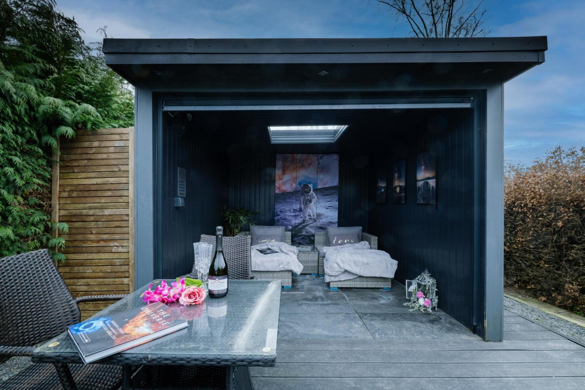 Rockside - Luxury 1 Bedroom Home With Hot Tub, Central Location, Parking And Pet Friendly 윈더미어 외부 사진