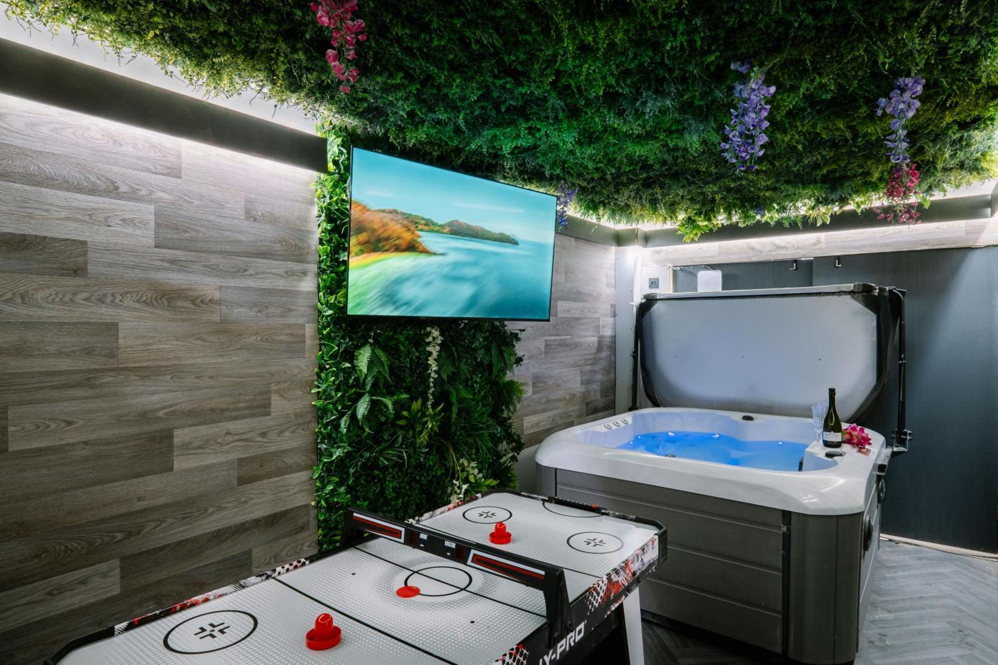 Rockside - Luxury 1 Bedroom Home With Hot Tub, Central Location, Parking And Pet Friendly 윈더미어 외부 사진