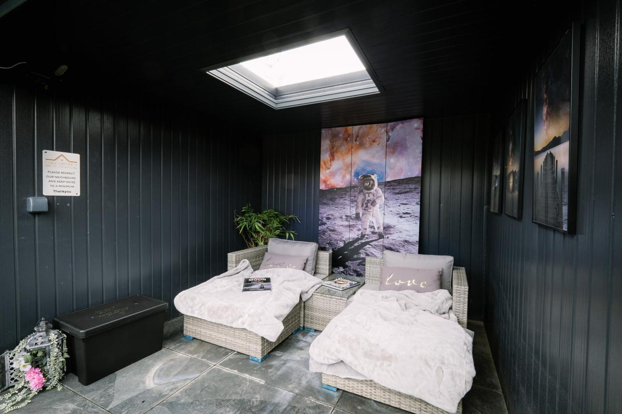 Rockside - Luxury 1 Bedroom Home With Hot Tub, Central Location, Parking And Pet Friendly 윈더미어 외부 사진